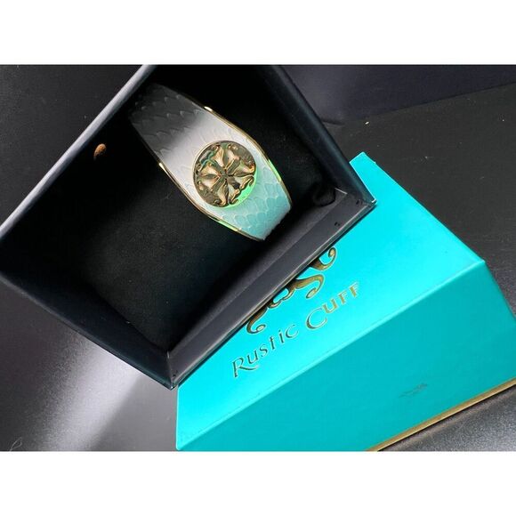 Rustic Cuff Snake Cuff - Picture 3 of 8